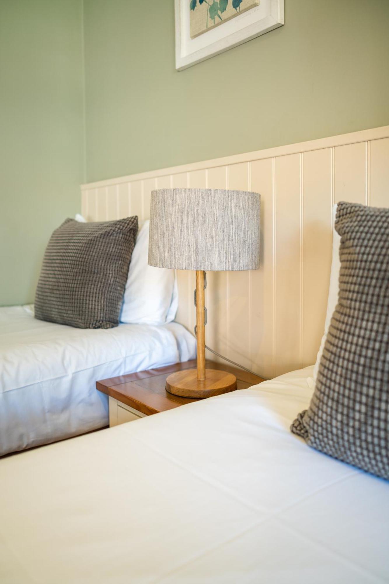 ホテル The Oyster Smack Burnham-on-Crouch エクステリア 写真